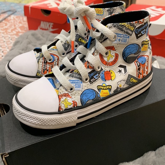 Converse Hi Sneakers TD - Picture 1 of 11